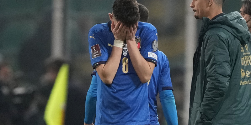 Lịch sử lặp lại: Thất bại trước Bắc Macedonia năm 2022