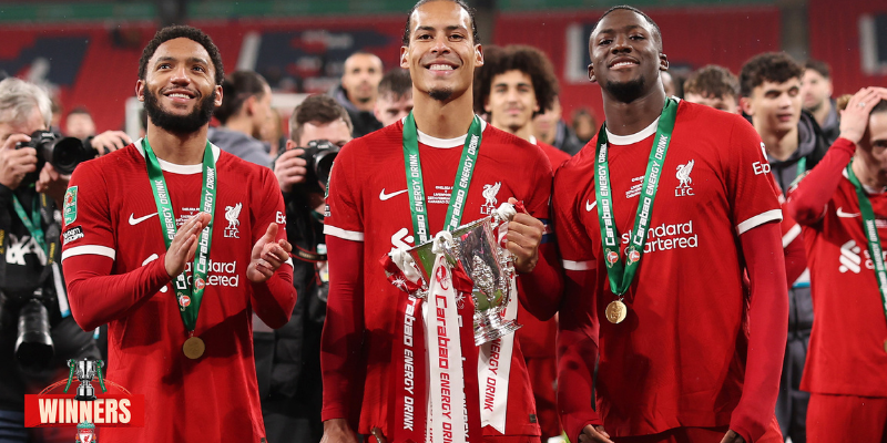 Mùa giải lịch sử 2019/2020: Đỉnh cao của Liverpool và van Dijk