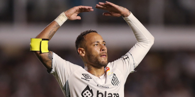 Ngày định mệnh: Neymar ra mắt Santos